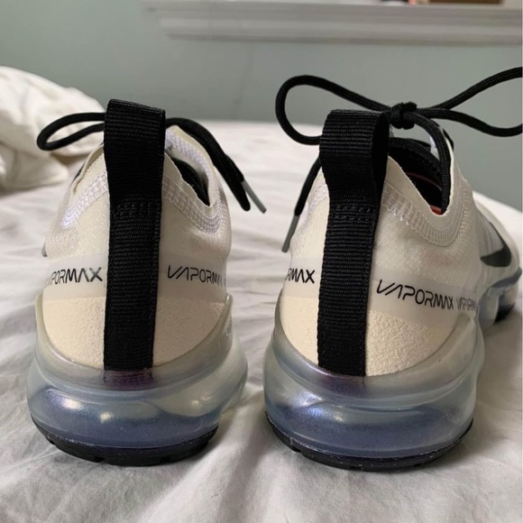 Brand NEW Sz 7 Wmns Air Vapormax 2019 ‘Pale Ivory’ - Picture 5 of 6